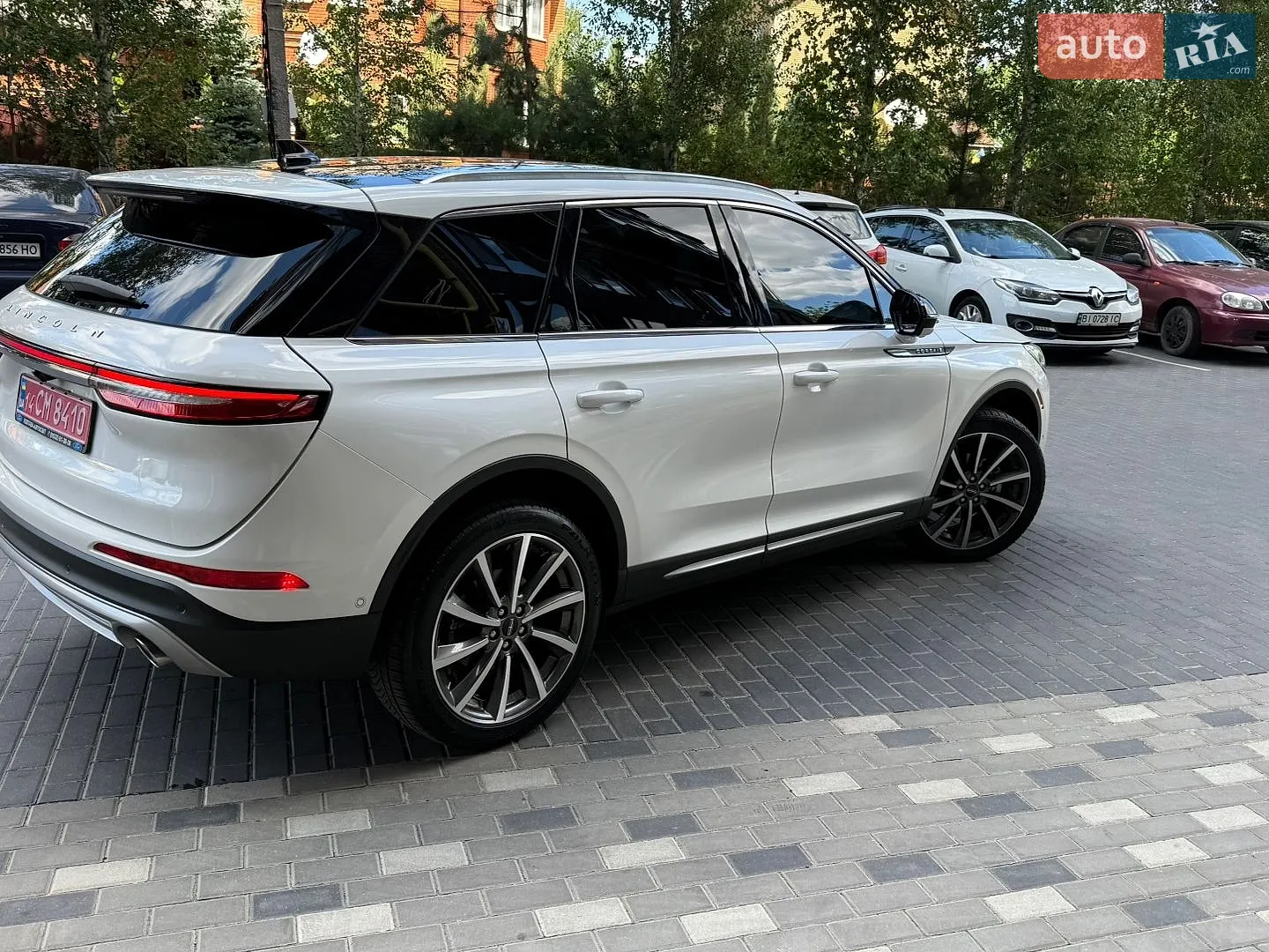 2020 Lincoln Corsair - мініатюра 13