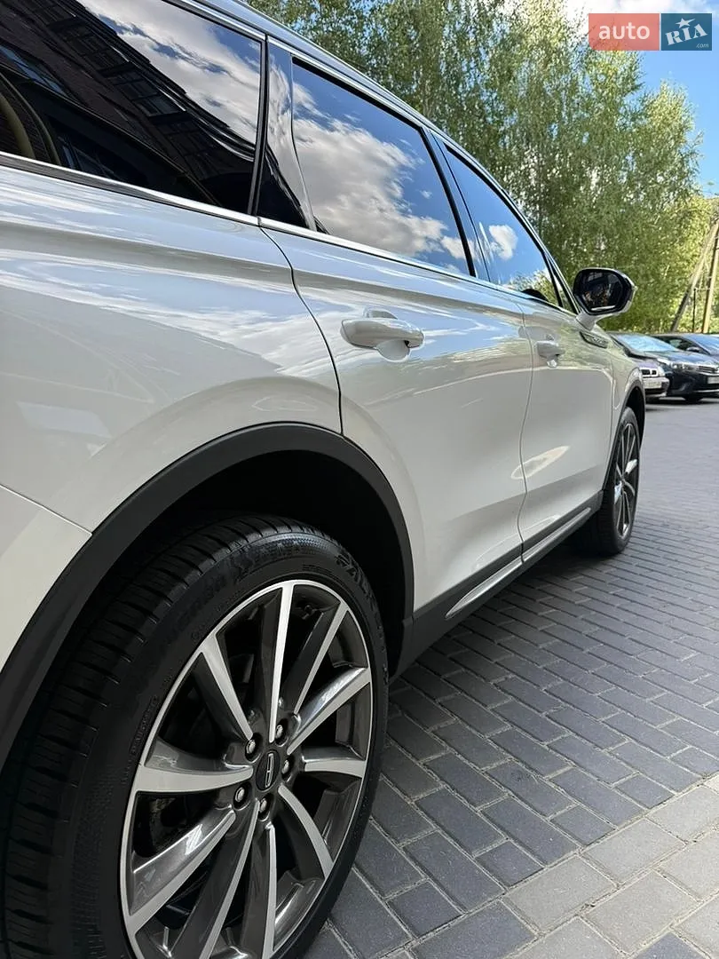 2020 Lincoln Corsair - мініатюра 22