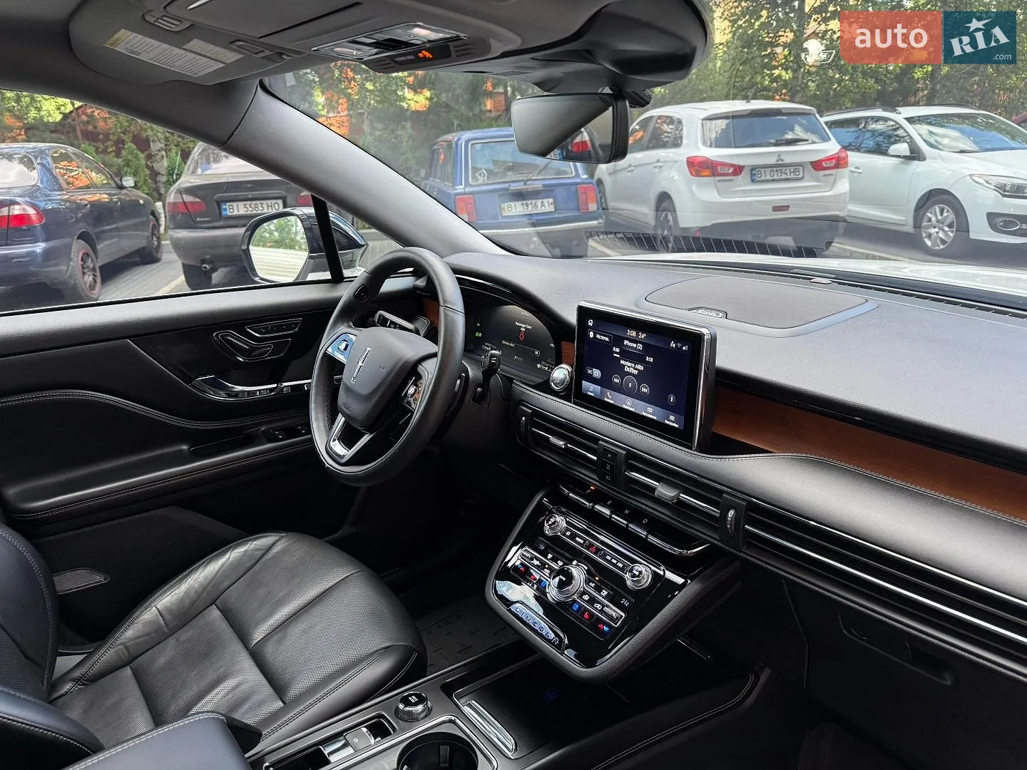 2020 Lincoln Corsair - мініатюра 34