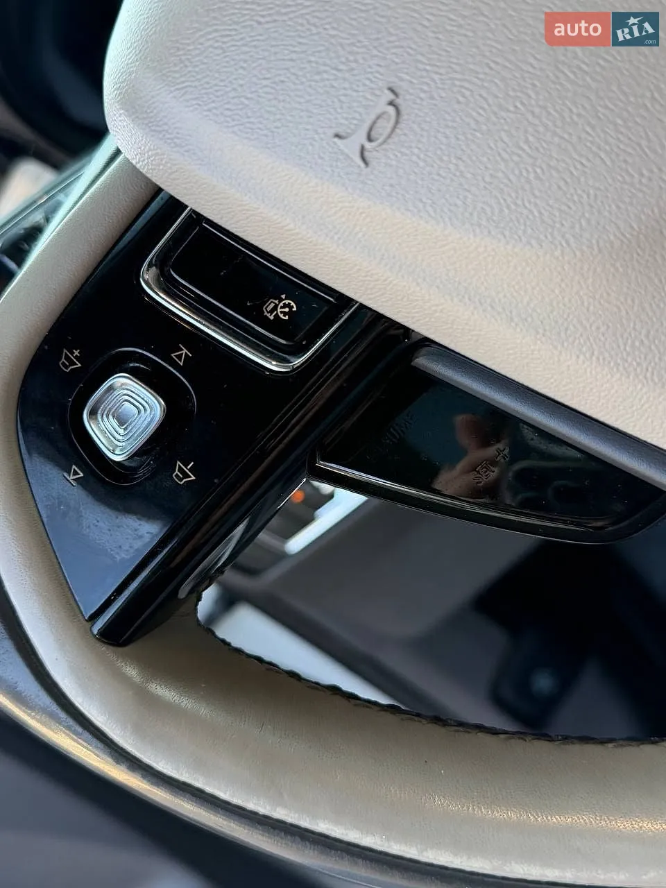 2020 Lincoln Corsair - мініатюра 21