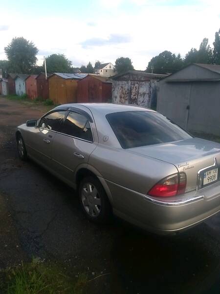 Lincoln LS