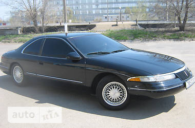 Купе Lincoln Mark 1993 в 