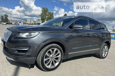Внедорожник / Кроссовер Lincoln MKC 2018 в 