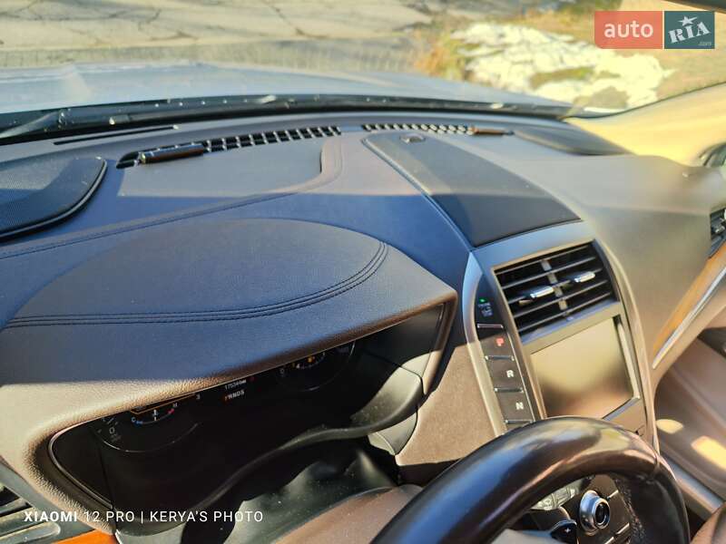 Позашляховик / Кросовер Lincoln MKC 2015 в Києві