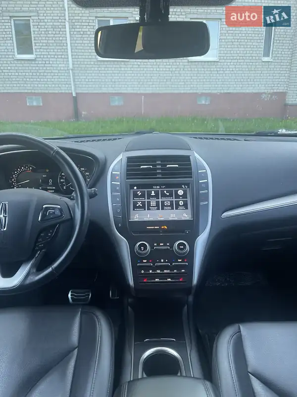 Lincoln MKC 2017 VIN 5LMCJ1C98HUL47194 фото оголошення 10 з 46