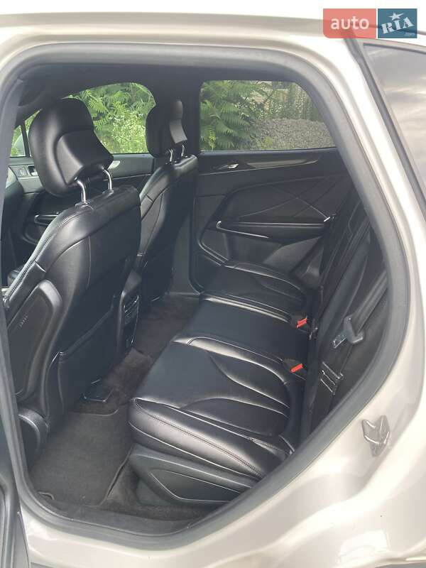 Позашляховик / Кросовер Lincoln MKC 2016 в Шептицькому