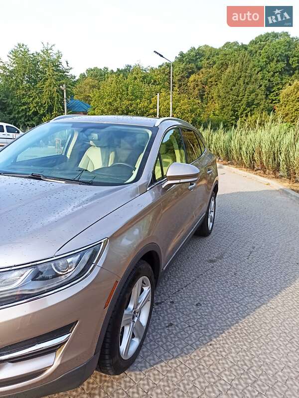 Внедорожник / Кроссовер Lincoln MKC 2018 в Полтаве