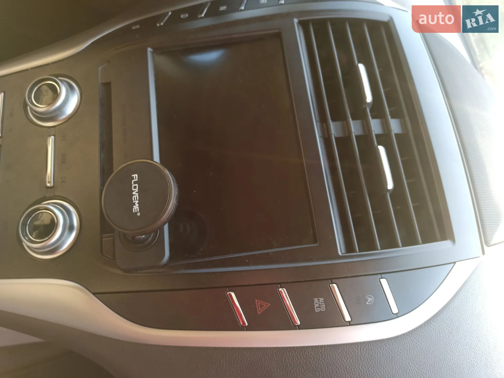 2018 Lincoln MKC - мініатюра 14