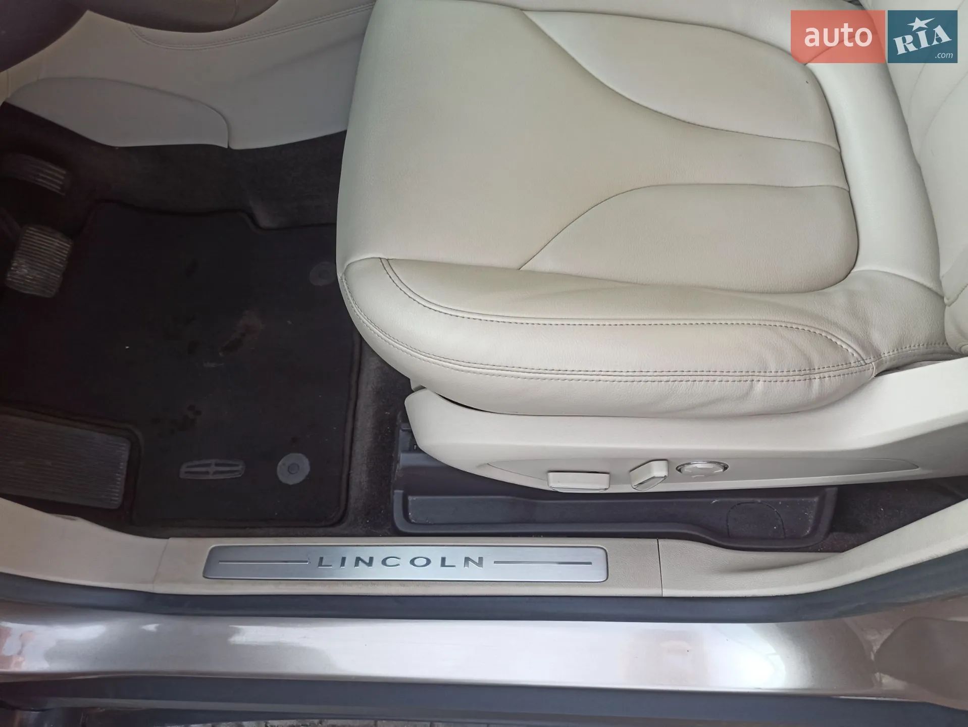 2018 Lincoln MKC - мініатюра 18