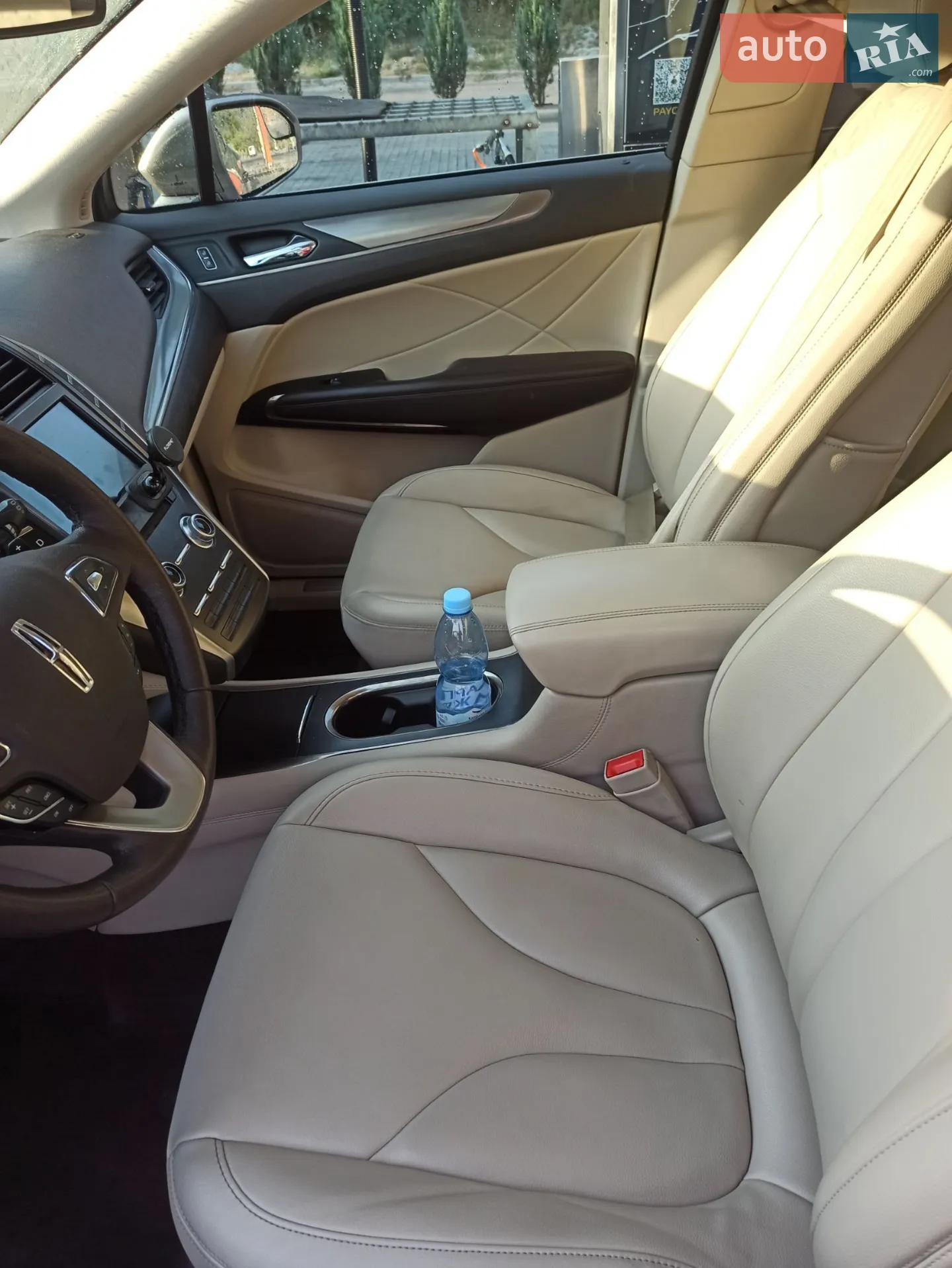2018 Lincoln MKC - мініатюра 40