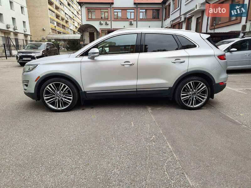 Позашляховик / Кросовер Lincoln MKC 2015 в Києві