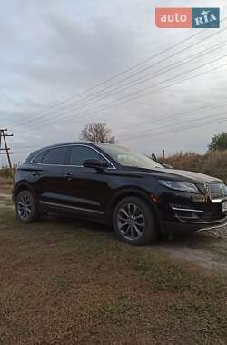 Внедорожник / Кроссовер Lincoln MKC 2019 в 
