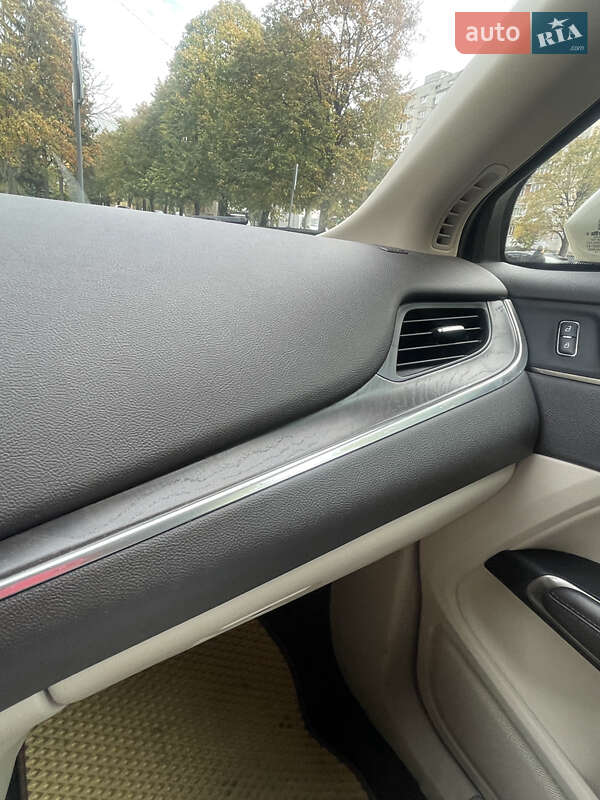 Позашляховик / Кросовер Lincoln MKC 2017 в Львові