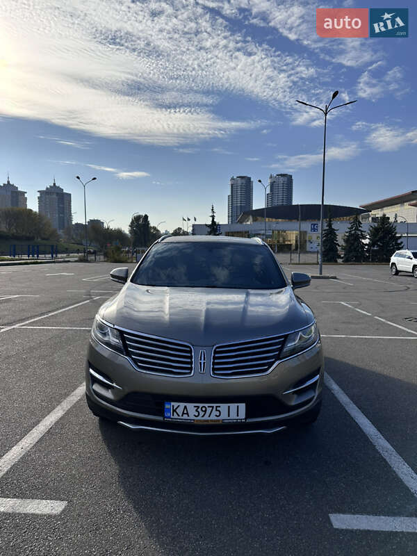 Позашляховик / Кросовер Lincoln MKC 2017 в Києві