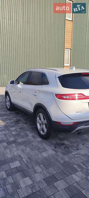 Внедорожник / Кроссовер Lincoln MKC 2015 в Перечине
