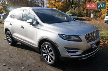 Позашляховик / Кросовер Lincoln MKC 2018 в 