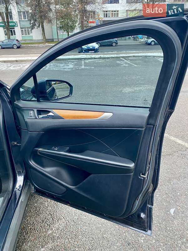 Позашляховик / Кросовер Lincoln MKC 2015 в Рівному фото 36 Позашляховик / Кросовер Lincoln MKC 2015 в Рівному