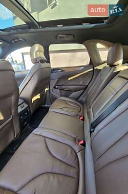 Позашляховик / Кросовер Lincoln MKC 2015 в 