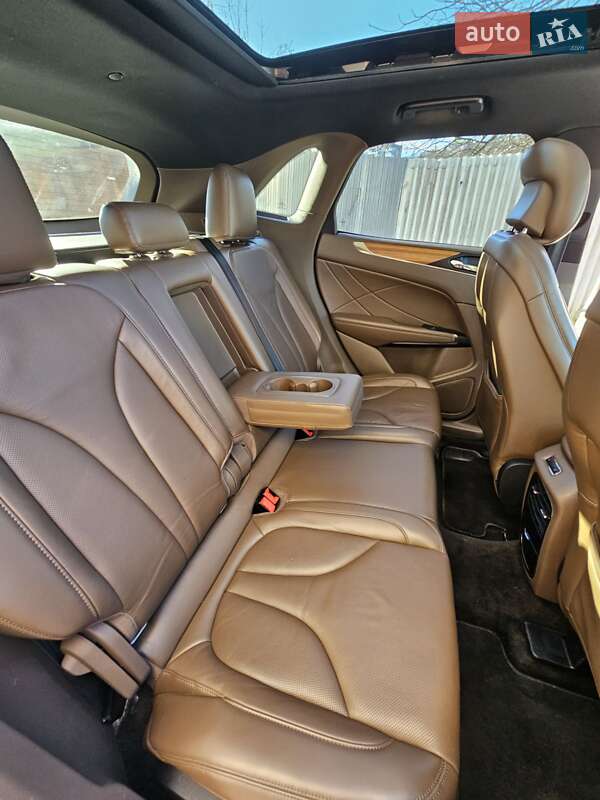 Внедорожник / Кроссовер Lincoln MKC 2015 в Ужгороде