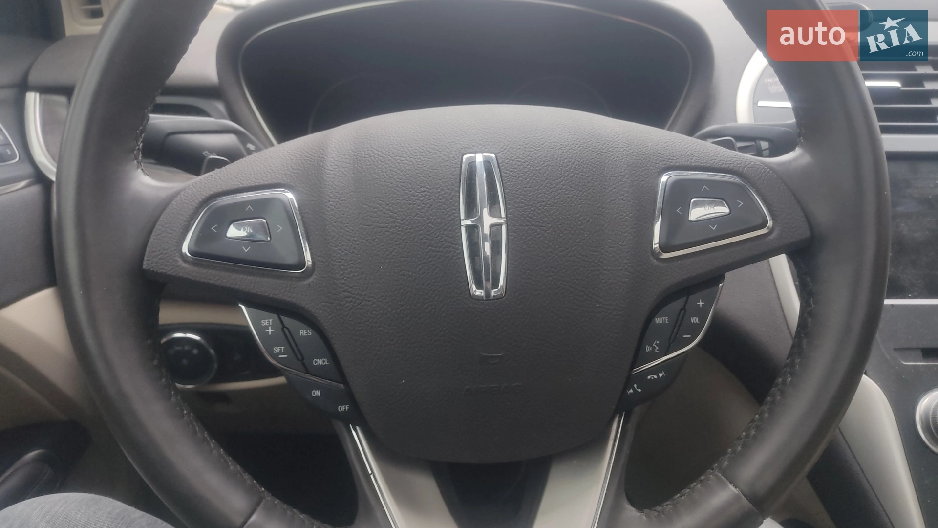 2017 Lincoln MKC - мініатюра 12