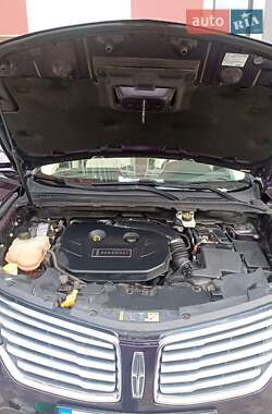 Внедорожник / Кроссовер Lincoln MKC 2014 в 