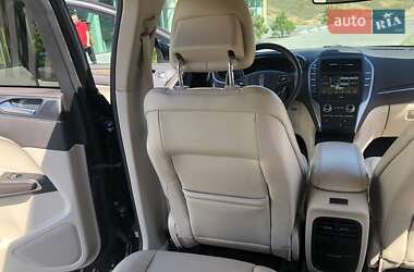 Внедорожник / Кроссовер Lincoln MKC 2016 в 