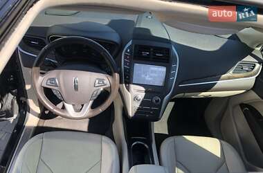 Внедорожник / Кроссовер Lincoln MKC 2016 в 