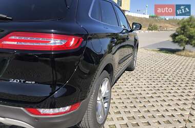 Внедорожник / Кроссовер Lincoln MKC 2016 в 