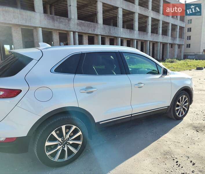 Внедорожник / Кроссовер Lincoln MKC 2018 в Тернополе