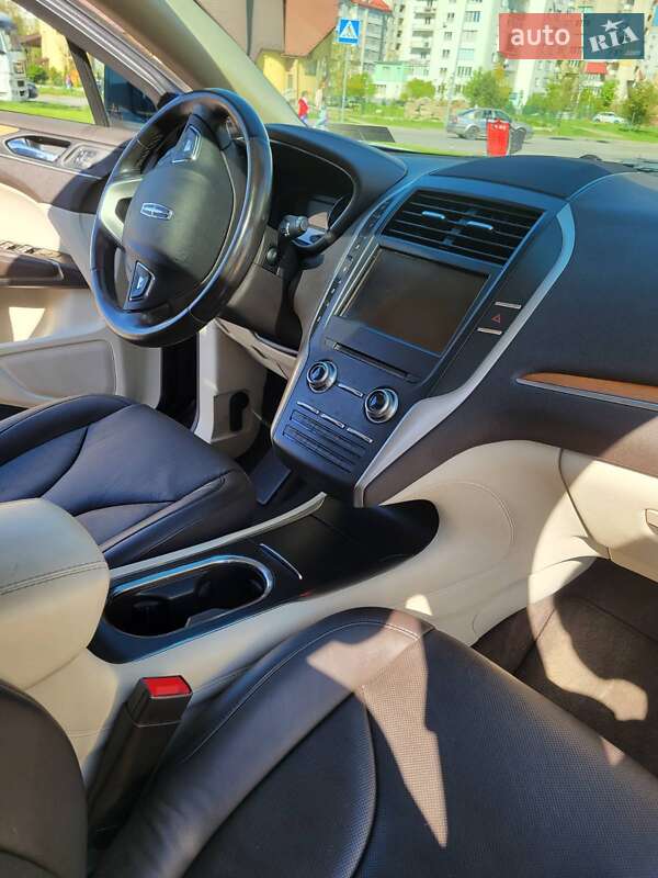 Позашляховик / Кросовер Lincoln MKC 2014 в Івано-Франківську