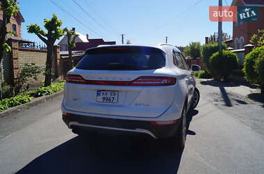 Внедорожник / Кроссовер Lincoln MKC 2017 в 