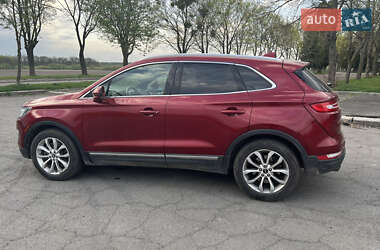 Позашляховик / Кросовер Lincoln MKC 2014 в 