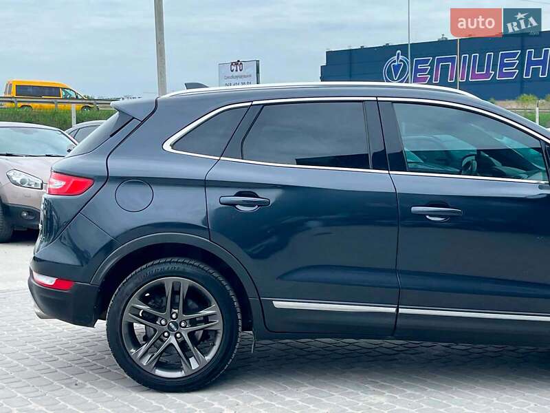 Позашляховик / Кросовер Lincoln MKC 2014 в Львові