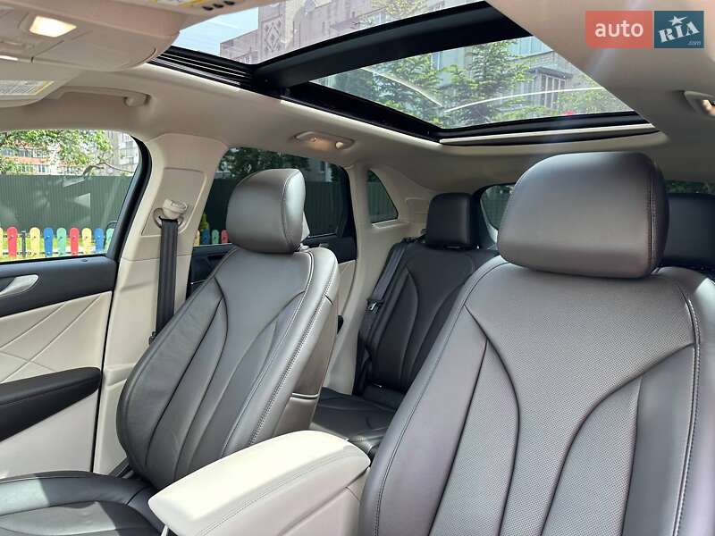 Внедорожник / Кроссовер Lincoln MKC 2017 в Тернополе