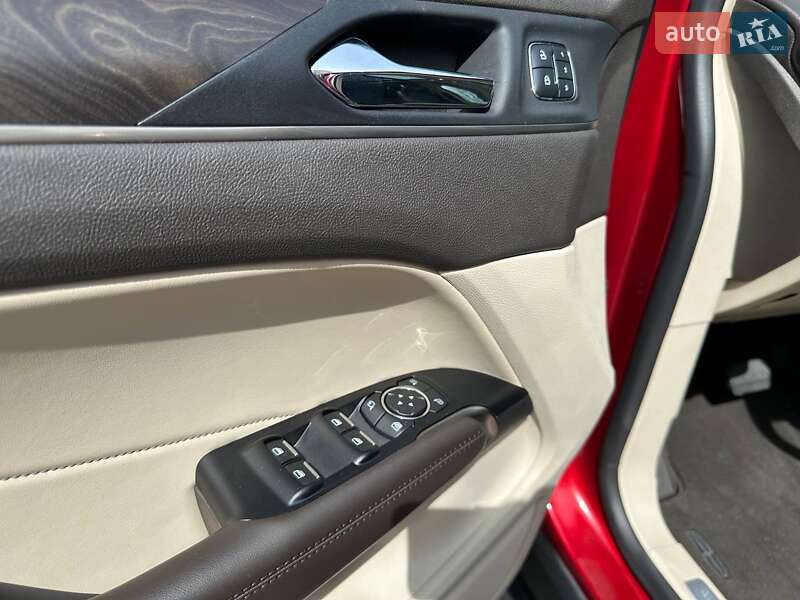 Внедорожник / Кроссовер Lincoln MKC 2017 в Тернополе