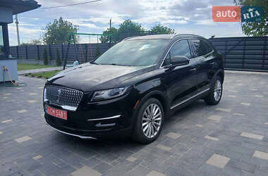Внедорожник / Кроссовер Lincoln MKC 2019 в Владимире