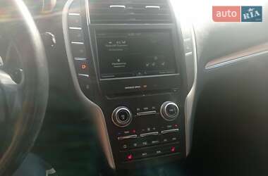 Внедорожник / Кроссовер Lincoln MKC 2014 в 