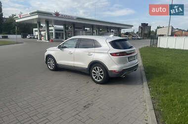 Внедорожник / Кроссовер Lincoln MKC 2016 в 