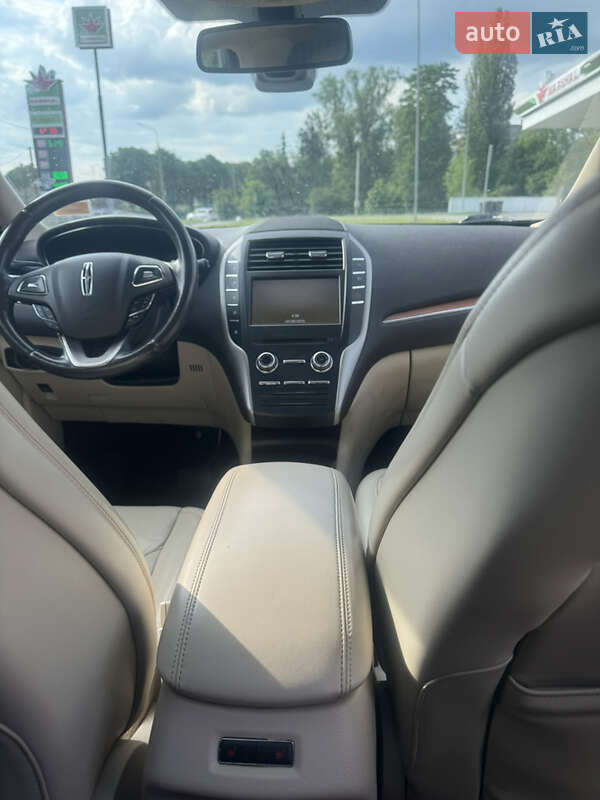 Позашляховик / Кросовер Lincoln MKC 2016 в Житомирі