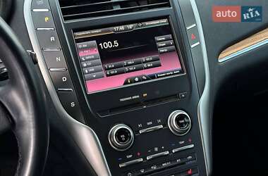 Внедорожник / Кроссовер Lincoln MKC 2014 в 