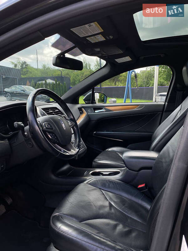 Позашляховик / Кросовер Lincoln MKC 2015 в Києві