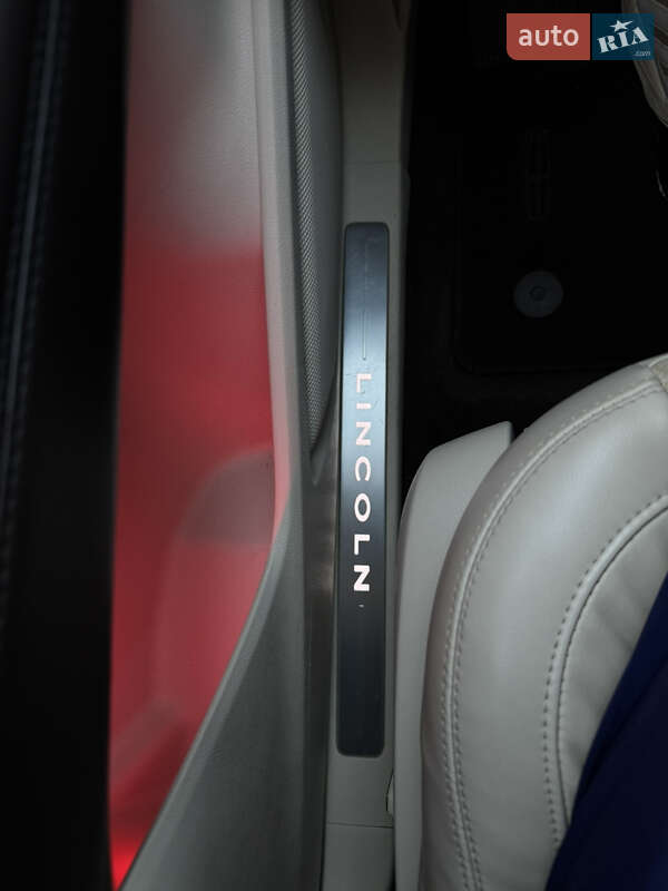 Внедорожник / Кроссовер Lincoln MKC 2014 в Виннице фото 30 Внедорожник / Кроссовер Lincoln MKC 2014 в Виннице