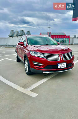 Внедорожник / Кроссовер Lincoln MKC 2017 в 