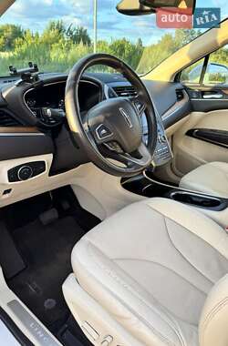 Внедорожник / Кроссовер Lincoln MKC 2014 в 