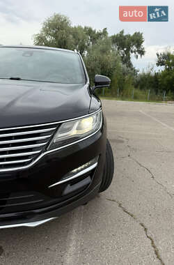 Внедорожник / Кроссовер Lincoln MKC 2015 в 