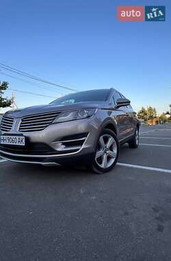 Внедорожник / Кроссовер Lincoln MKC 2017 в 