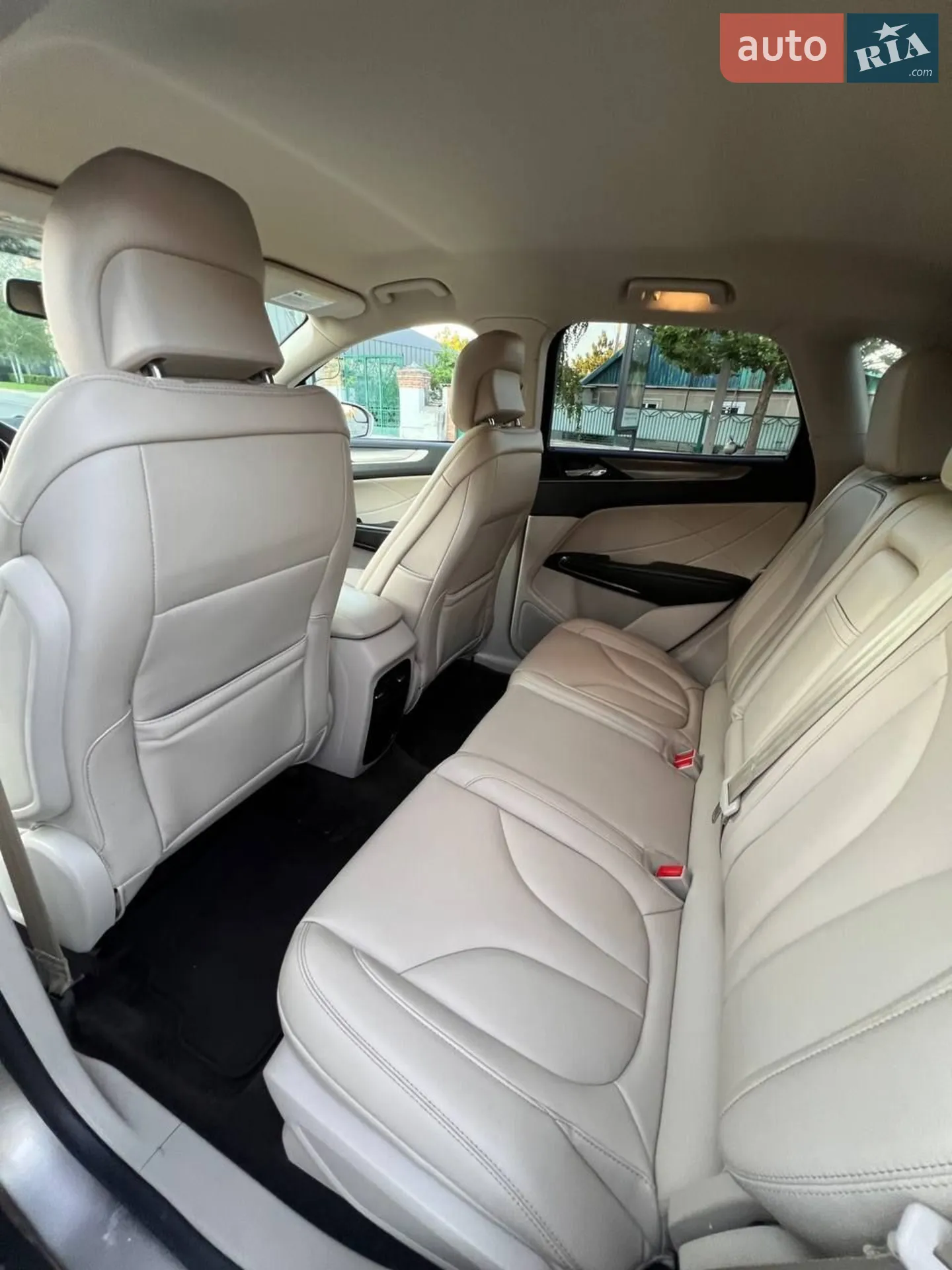 2017 Lincoln MKC - мініатюра 18