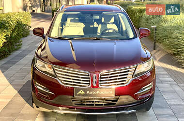 Внедорожник / Кроссовер Lincoln MKC 2018 в 