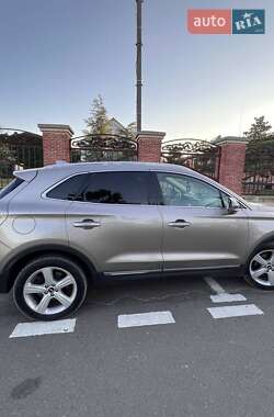 Внедорожник / Кроссовер Lincoln MKC 2017 в 
