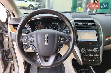 Внедорожник / Кроссовер Lincoln MKC 2018 в 
